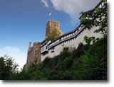 Wartburg bei Eisenach kann gut mit dem Auto von der Erfurter Ferienwohnung Erfurt Mary-Land erreicht werden.